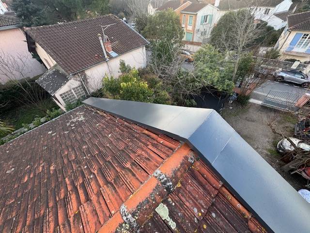 Entreprise spécialisée dans la pose d'habillage de toiture, sous-toiture et cache-moineaux Balma (31130)